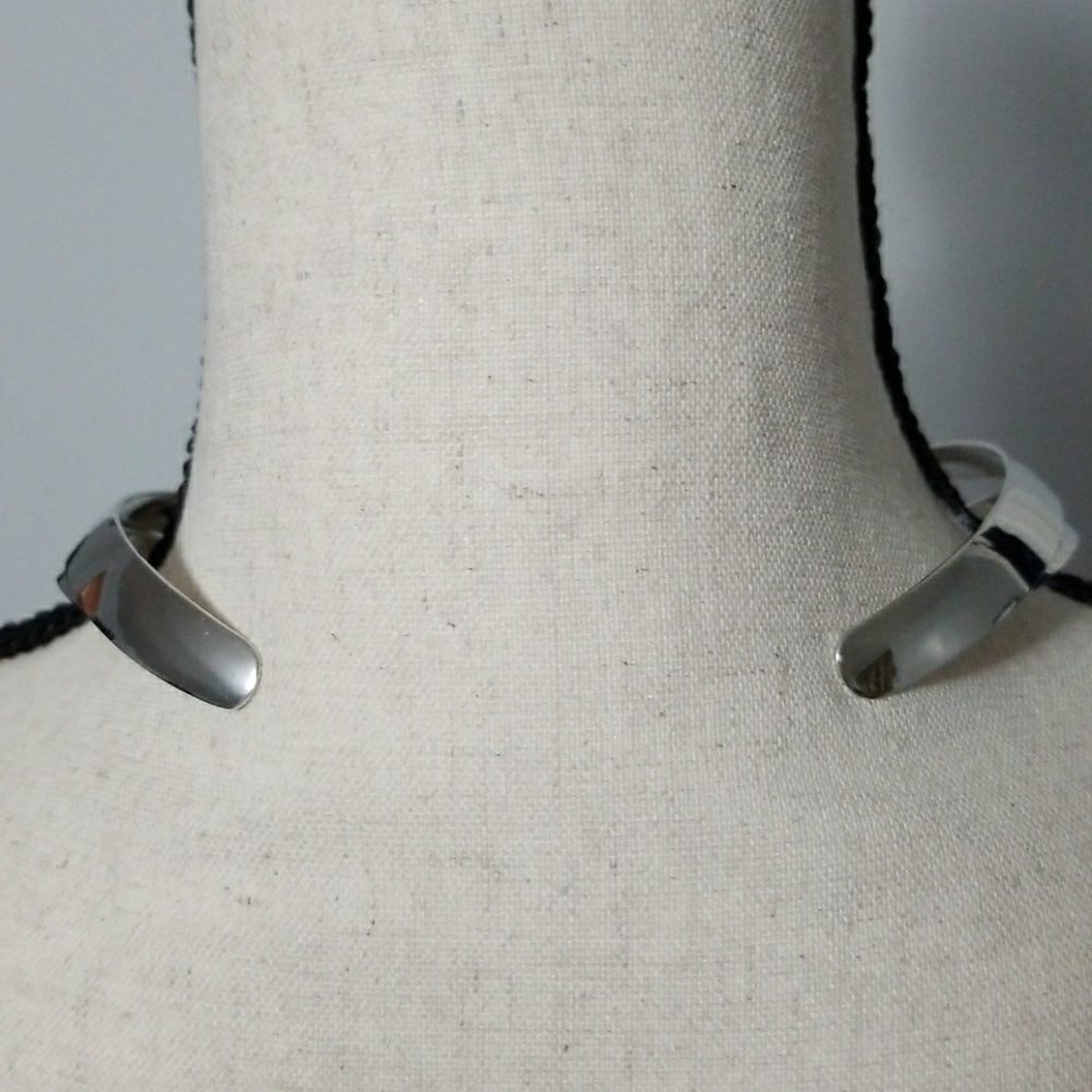 Statement Necklace - Picture 2 of 3